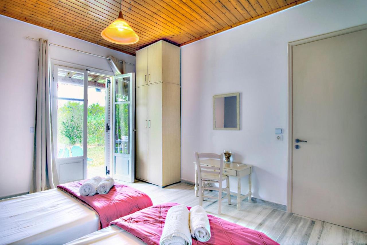 Marilenas House Apartment Astrakeri Bagian luar foto