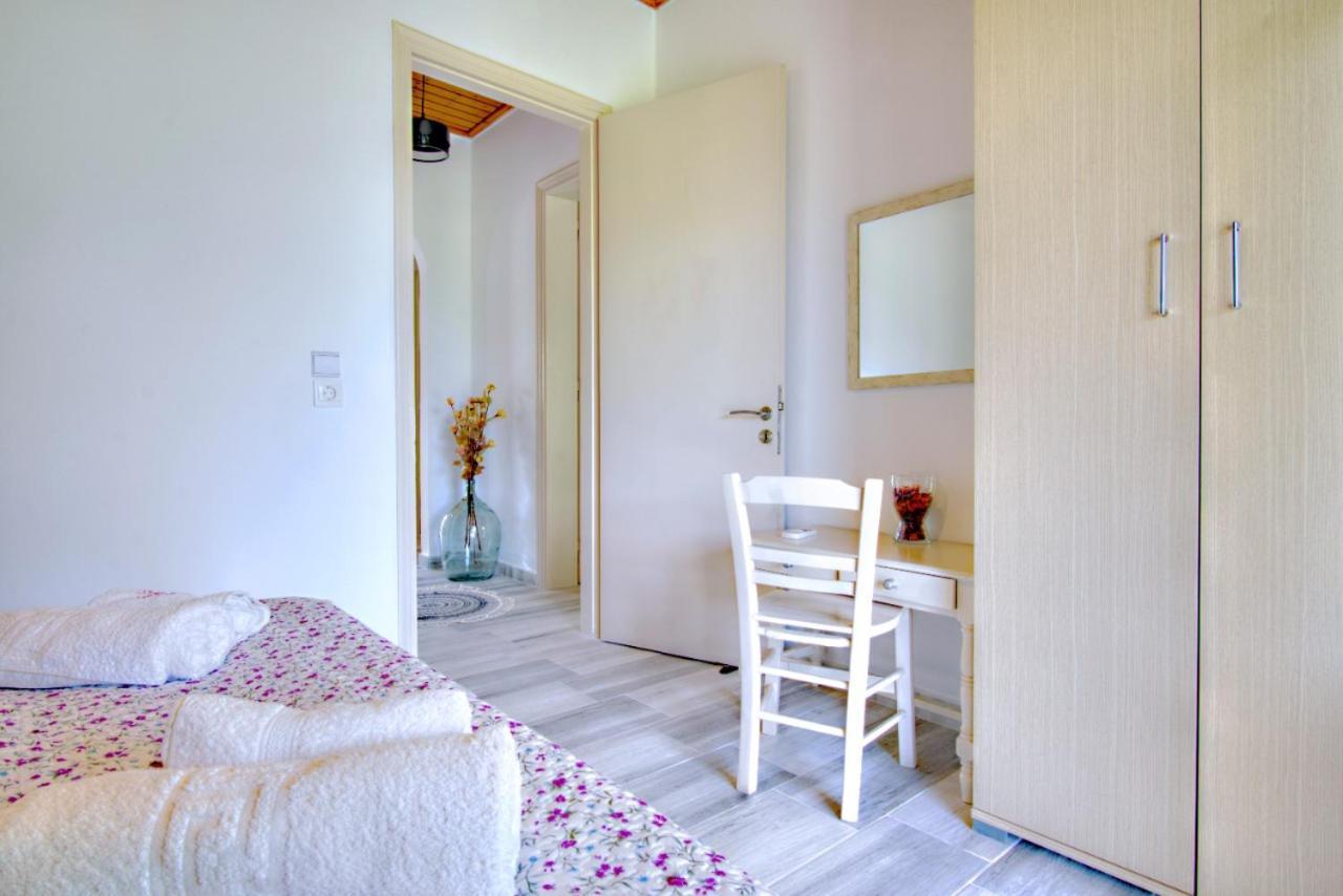 Marilenas House Apartment Astrakeri Bagian luar foto