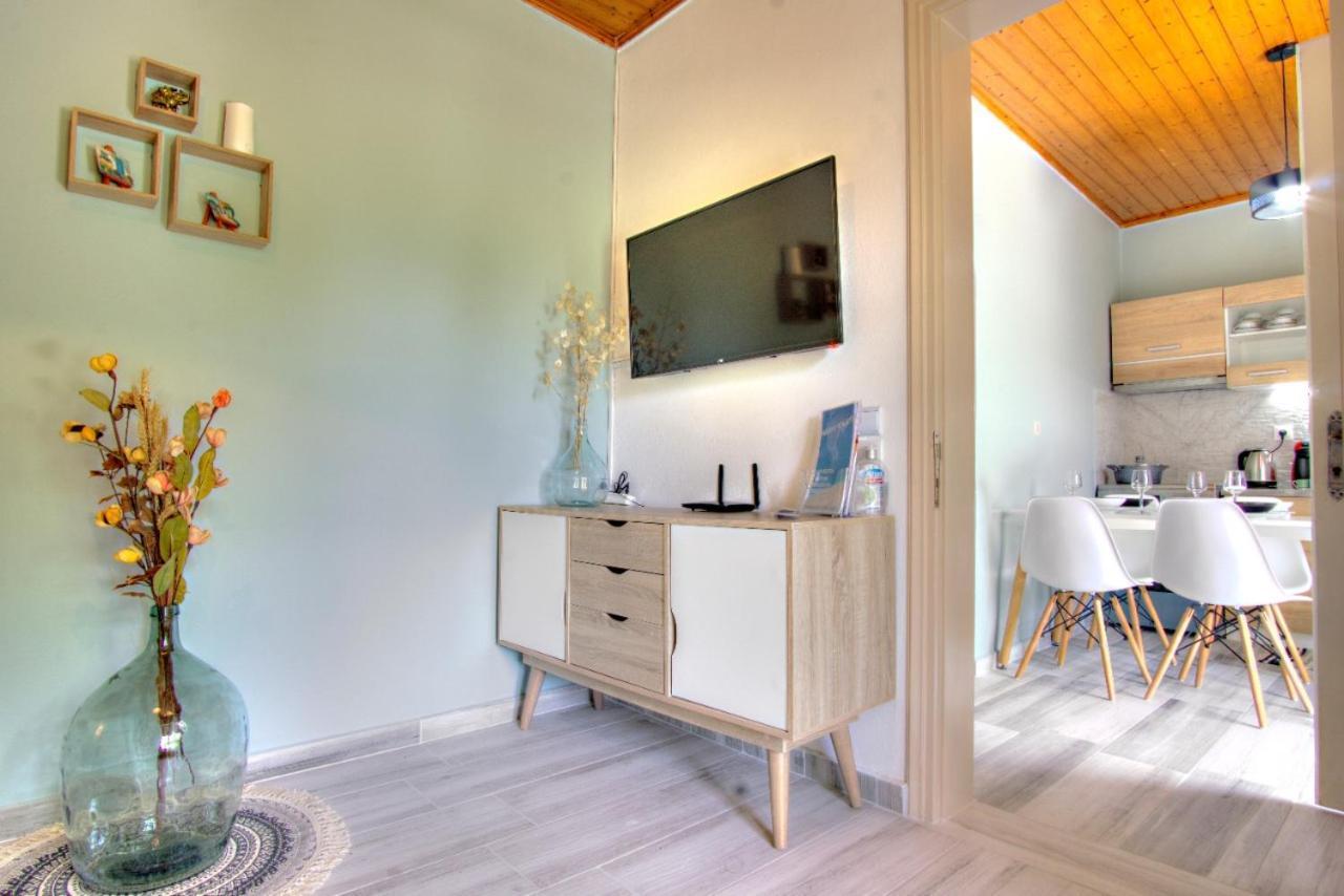 Marilenas House Apartment Astrakeri Bagian luar foto